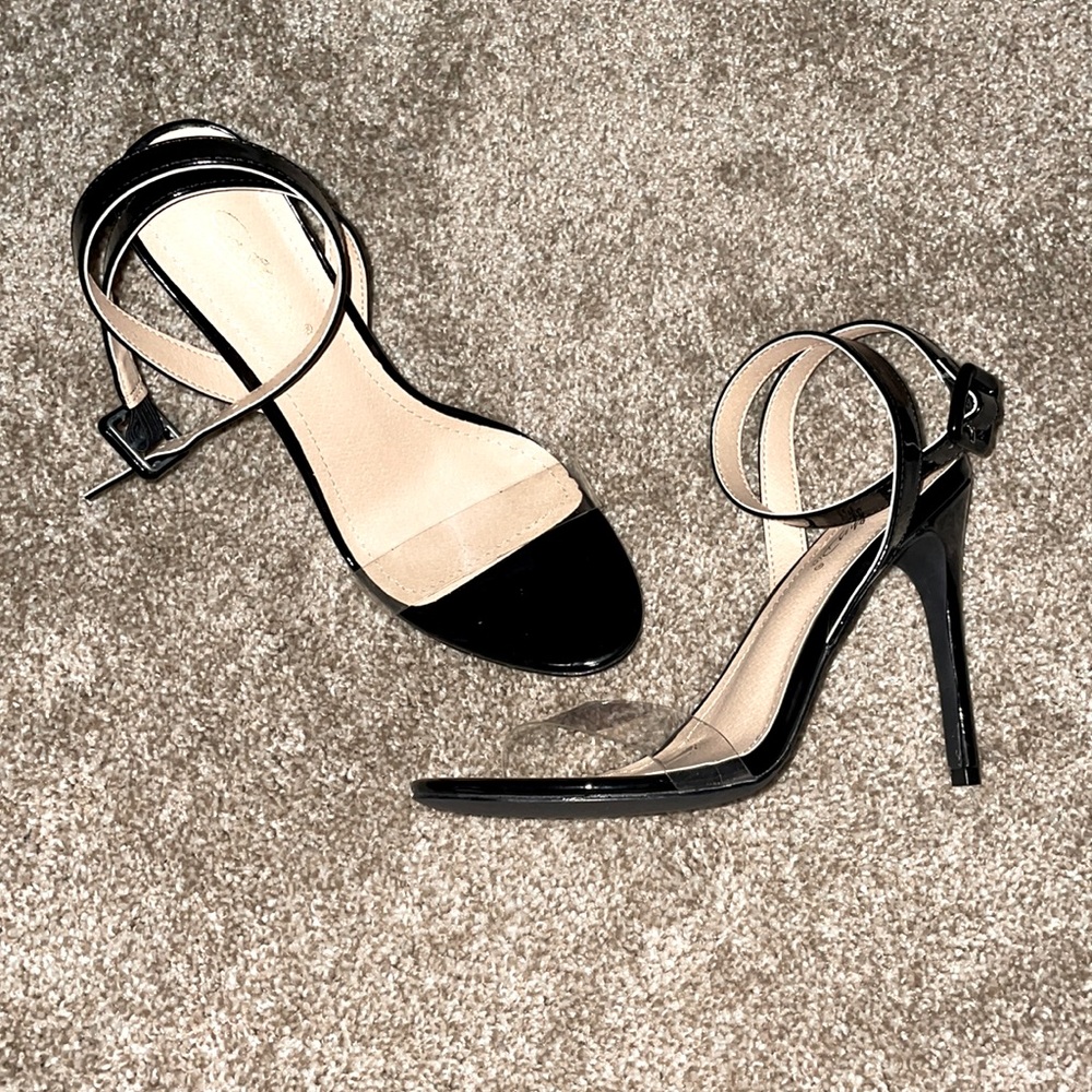 Size 7 color Black Brand Cathy Din USA